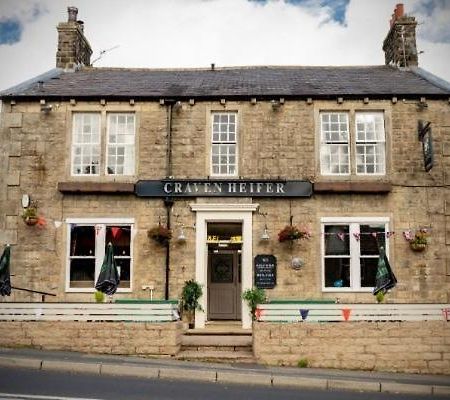 The Craven Heifer Bed & Breakfast Addingham Exterior photo